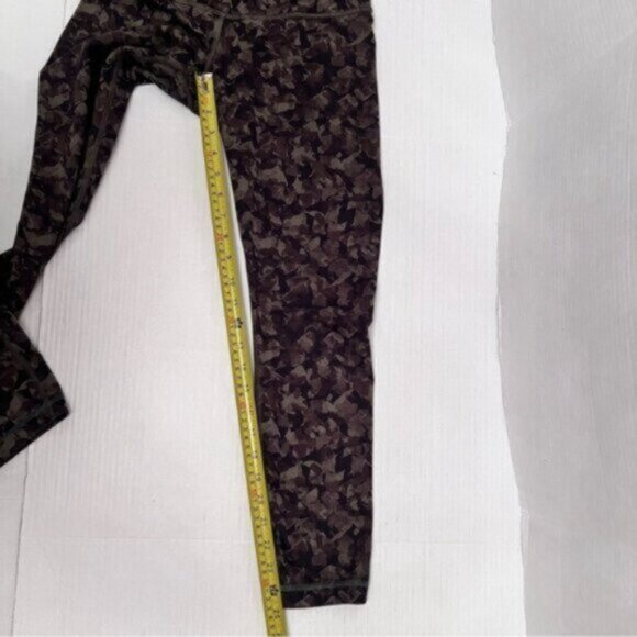 Lululemon  * Wunder Under Pant  Full-On Luon Roll Down EUC - Picture 4 of 14